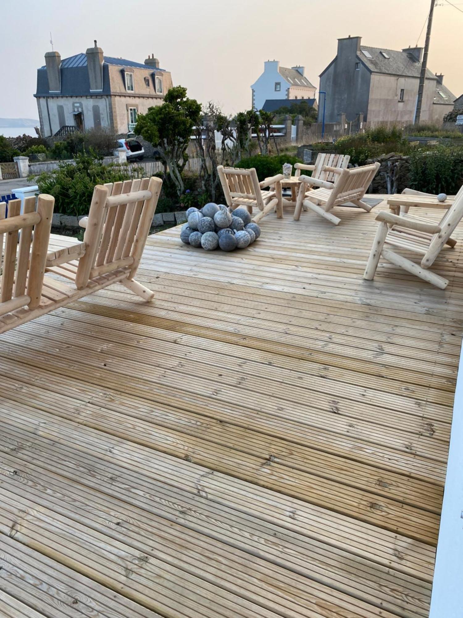 L'Atelier De Mezareun Bed & Breakfast Ushant Exterior foto