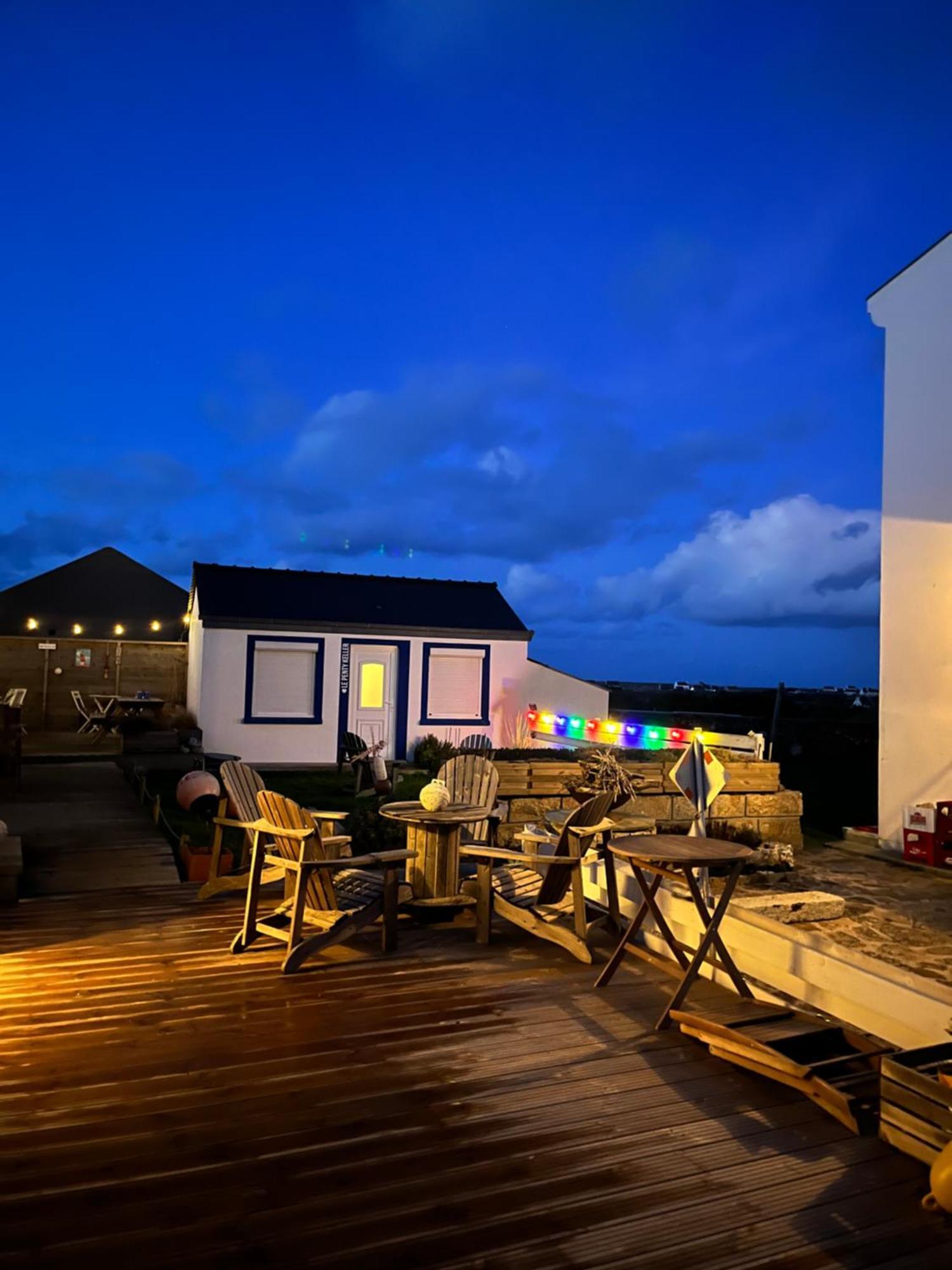 L'Atelier De Mezareun Bed & Breakfast Ushant Exterior foto